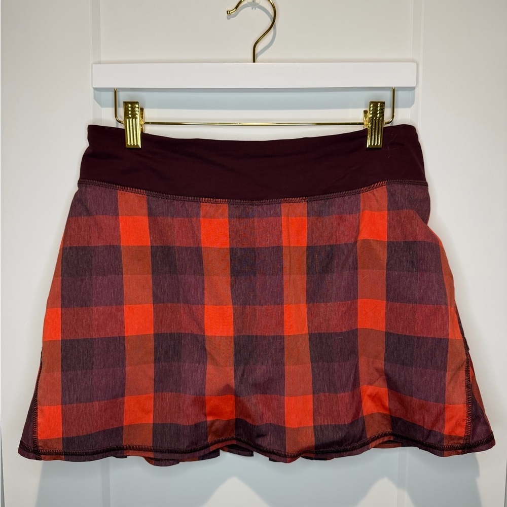 Lululemon Pace Setter Skirt plaid print. Size 6 Tall